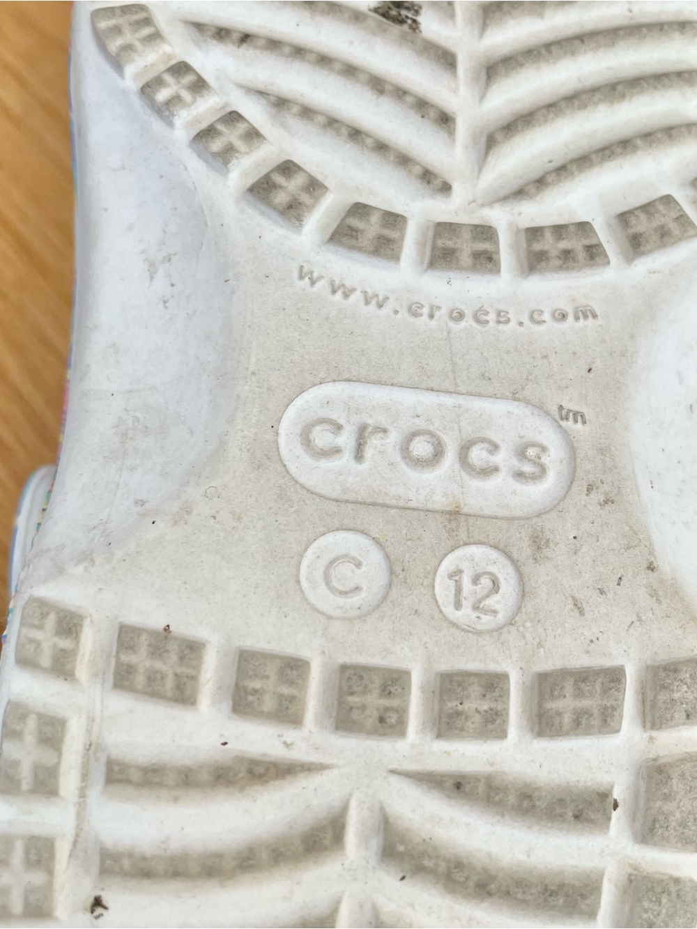 CROCS Kids Multicolor Swirl Clogs with s Sanrio Character jibitz charms size 12 - Picture 4 of 4